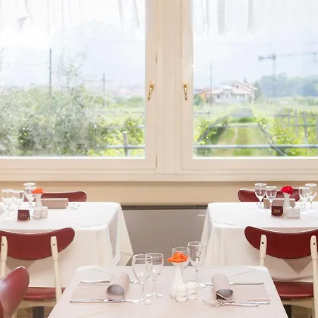 Aktiv Eden Hotel 3*
